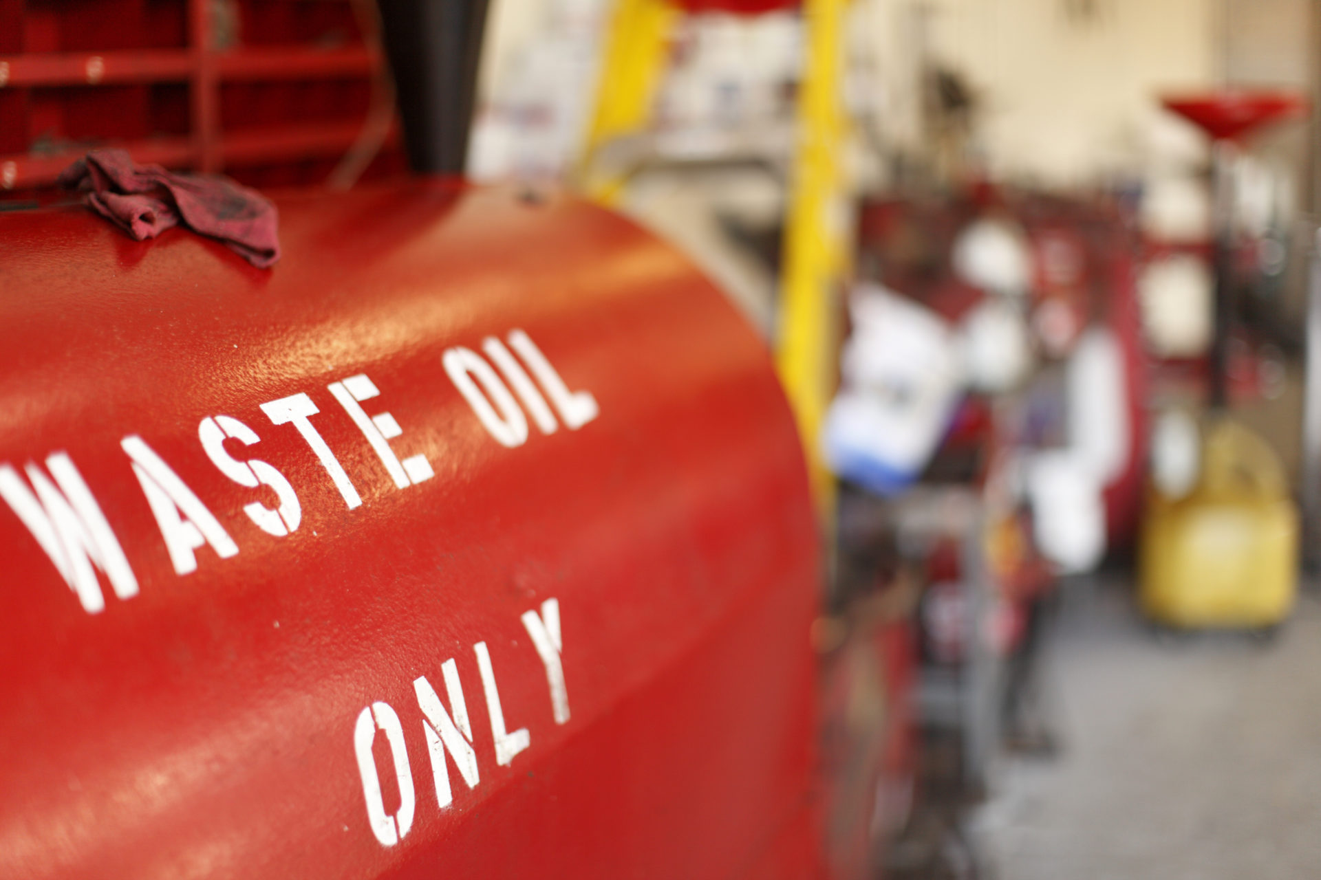 Environmentálny vplyv kvapalných olejov a možnosti ich recyklácie