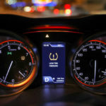 Všetky výhody a nevýhody snímačov tlaku pneumatík